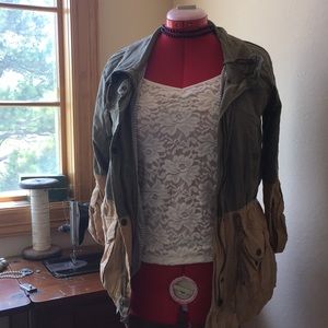 White floral lace tank top